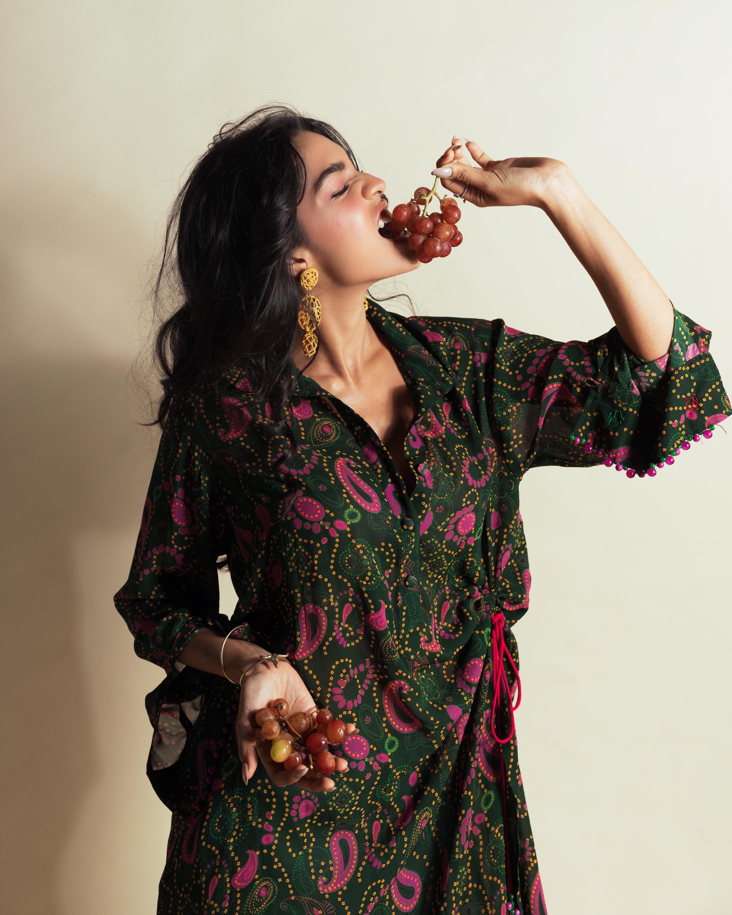 BERRY-MATCHA PAISLEY CORE SHIRT DRESS