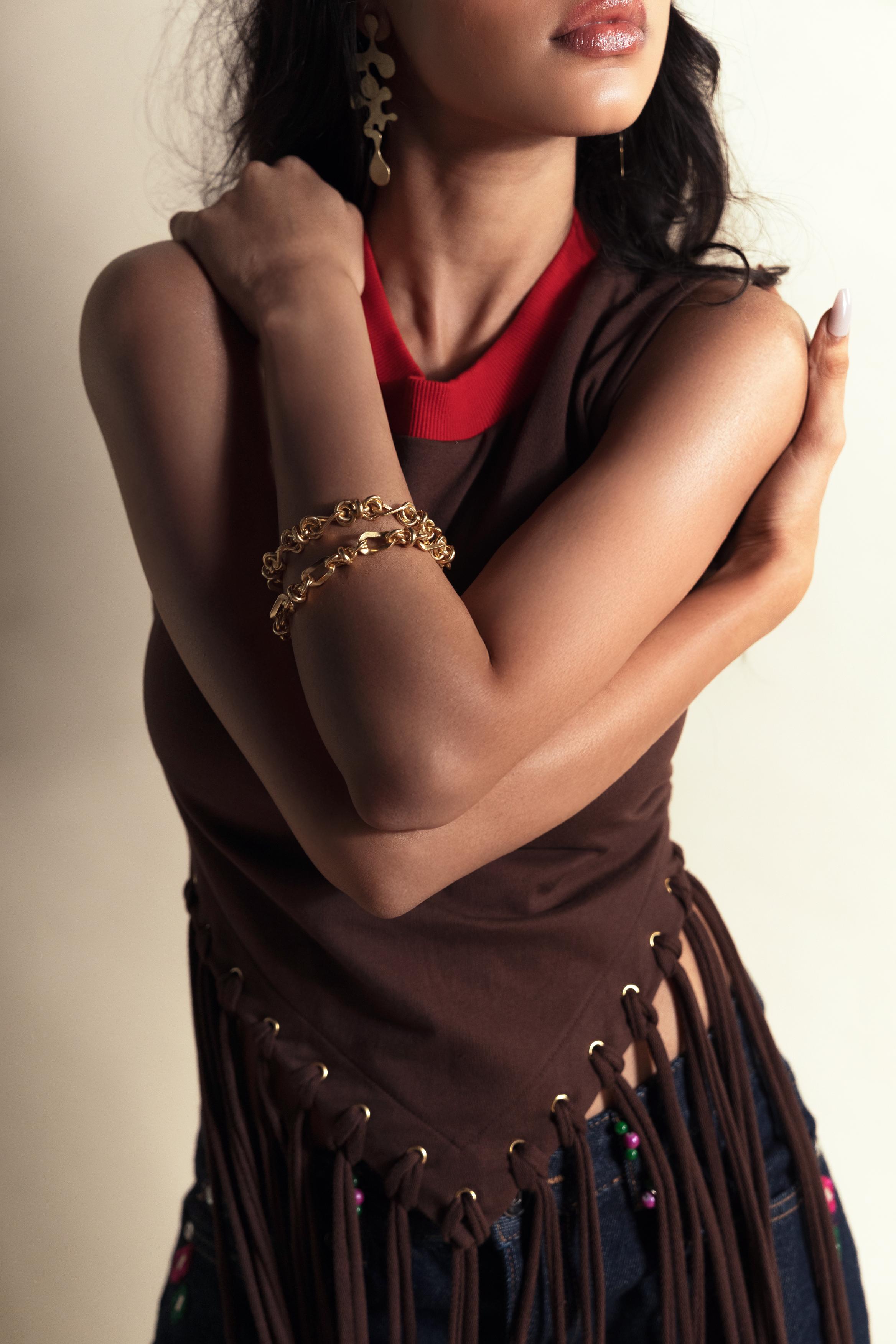 FRENCH PRESS TASSEL CROP TEE