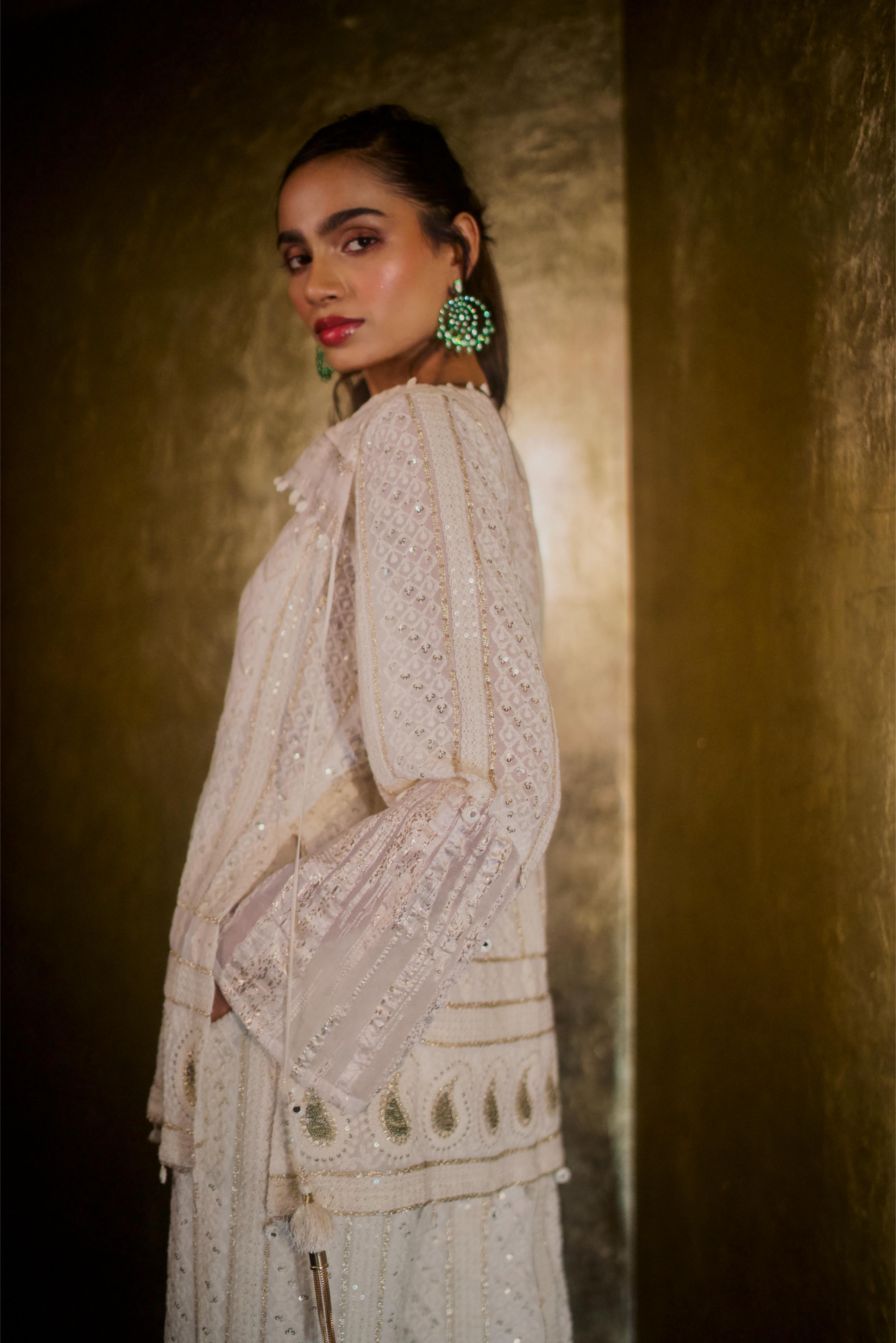 IVORY CHIKANKARI KURTI