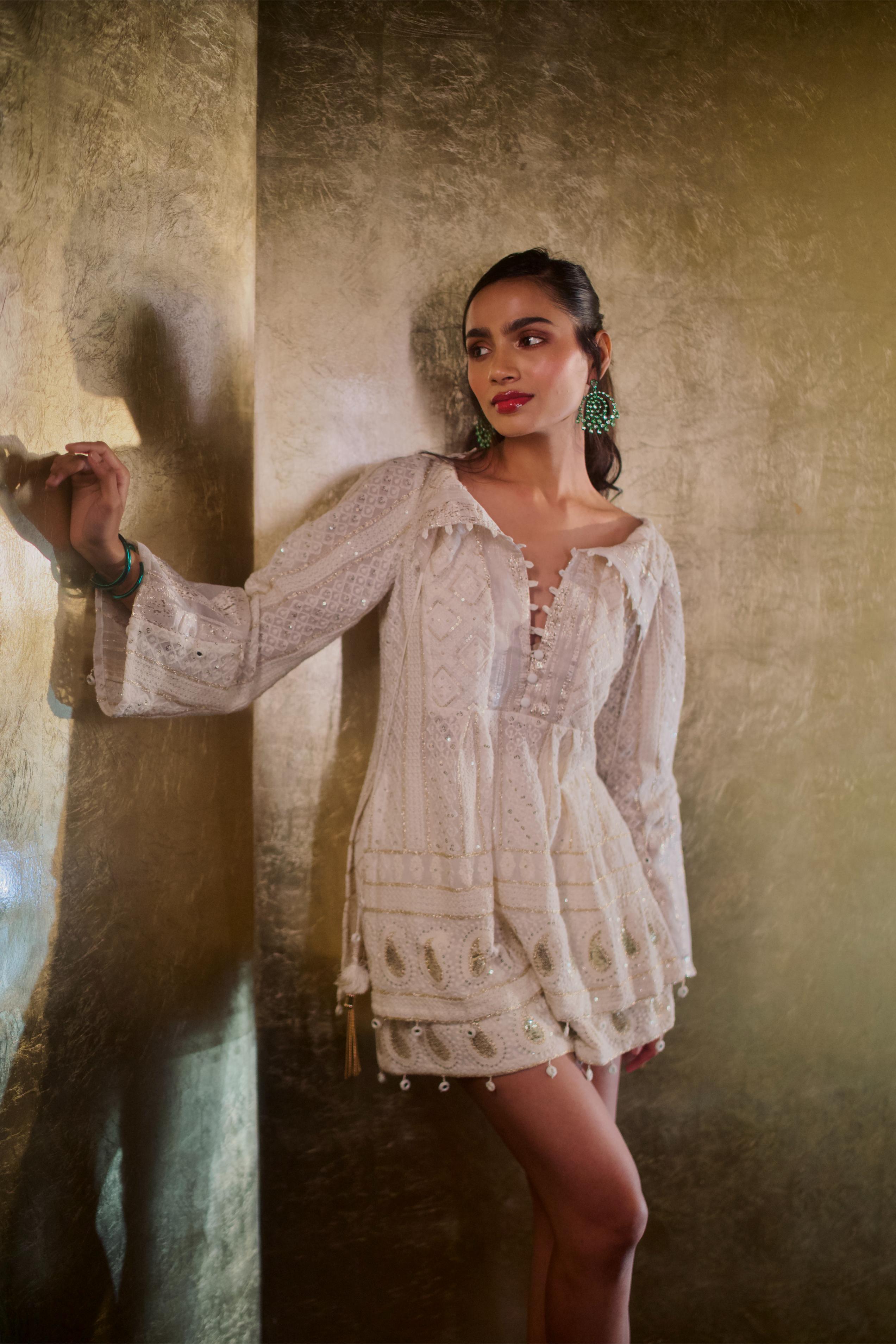 IVORY CHIKANKARI SHORTS