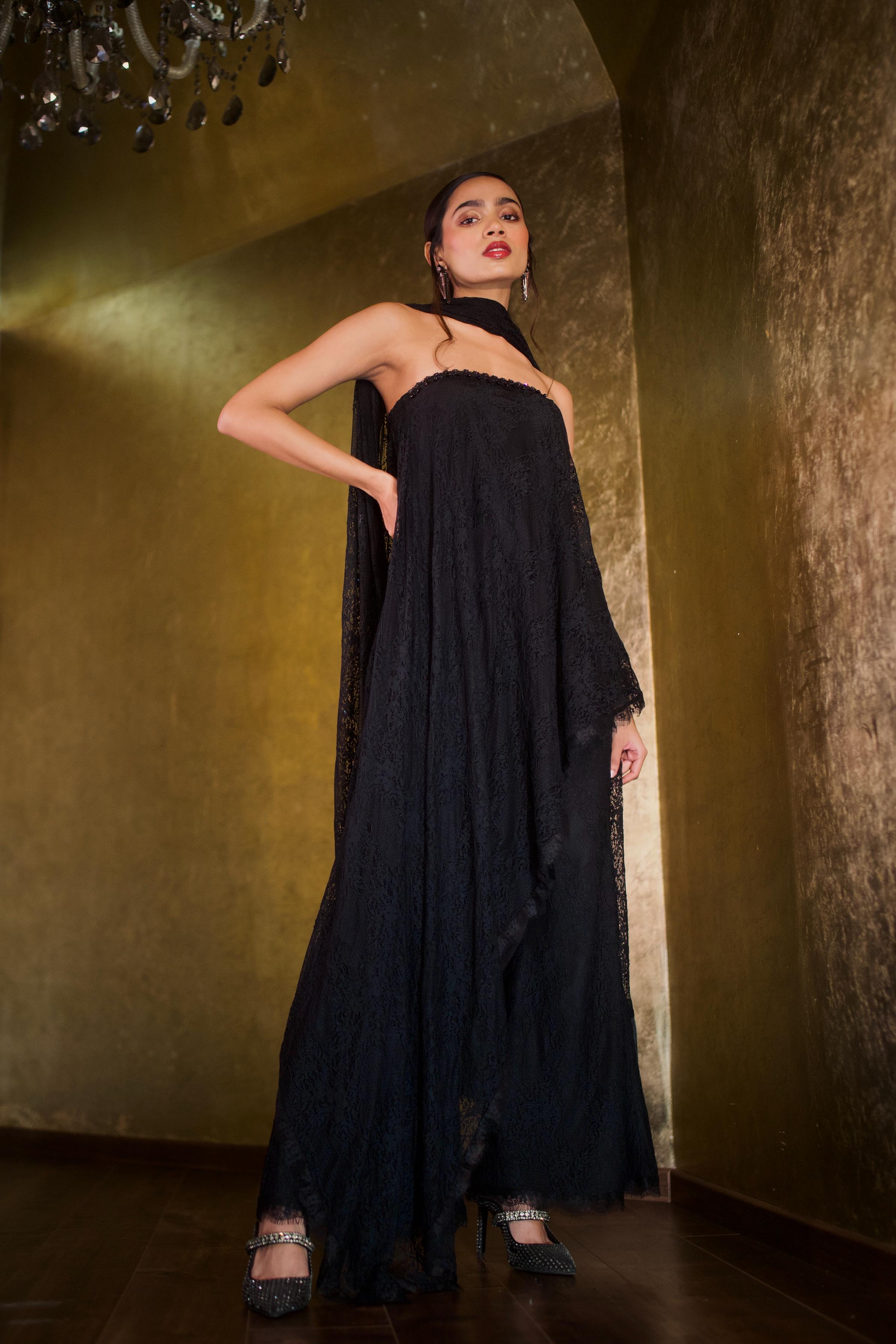 OBSIDIAN BLACK TUBE ASSYMETRICAL TUNIC WITH DUPATTA