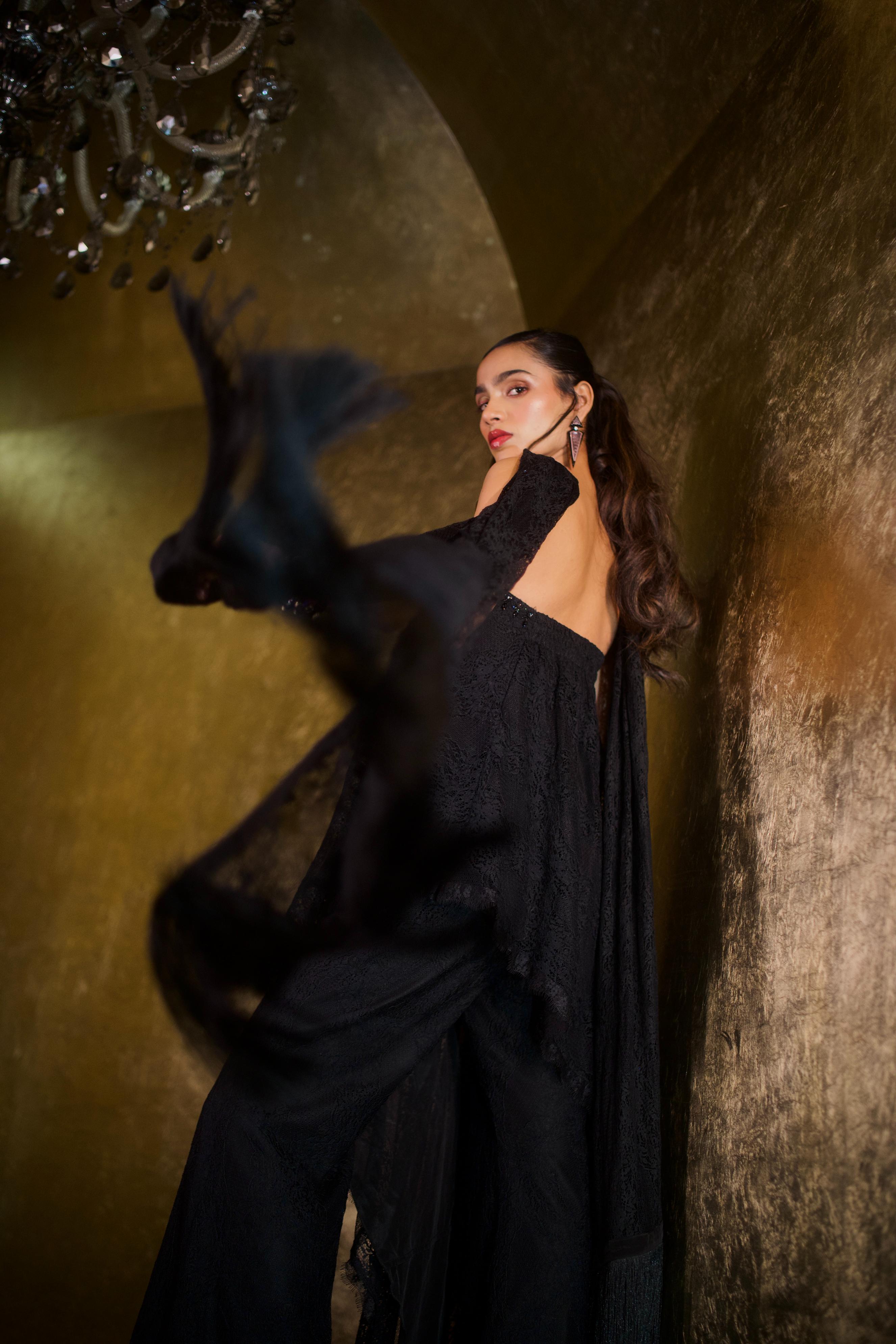 OBSIDIAN BLACK TUBE ASSYMETRICAL TUNIC WITH DUPATTA