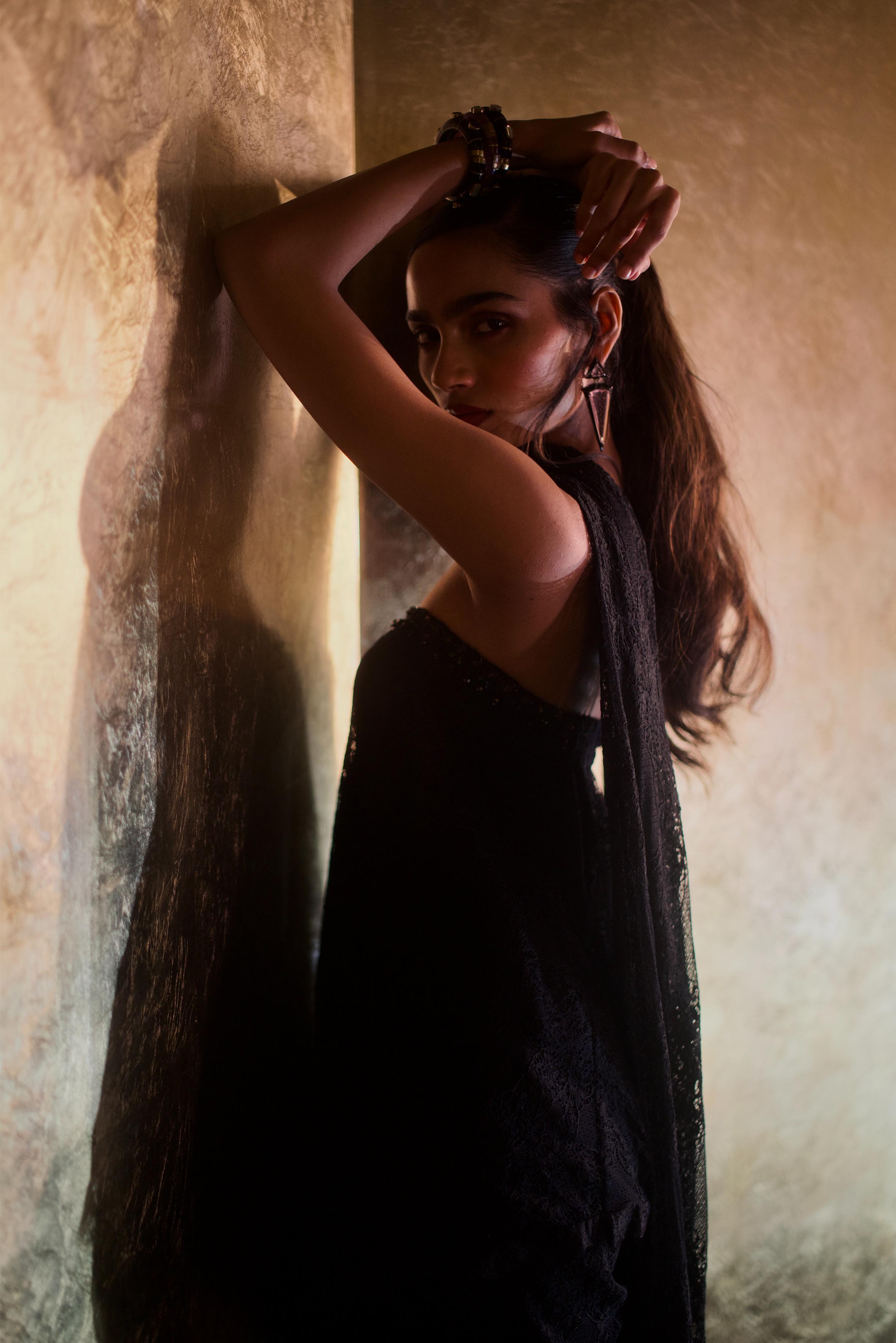 OBSIDIAN BLACK TUBE ASSYMETRICAL TUNIC WITH DUPATTA