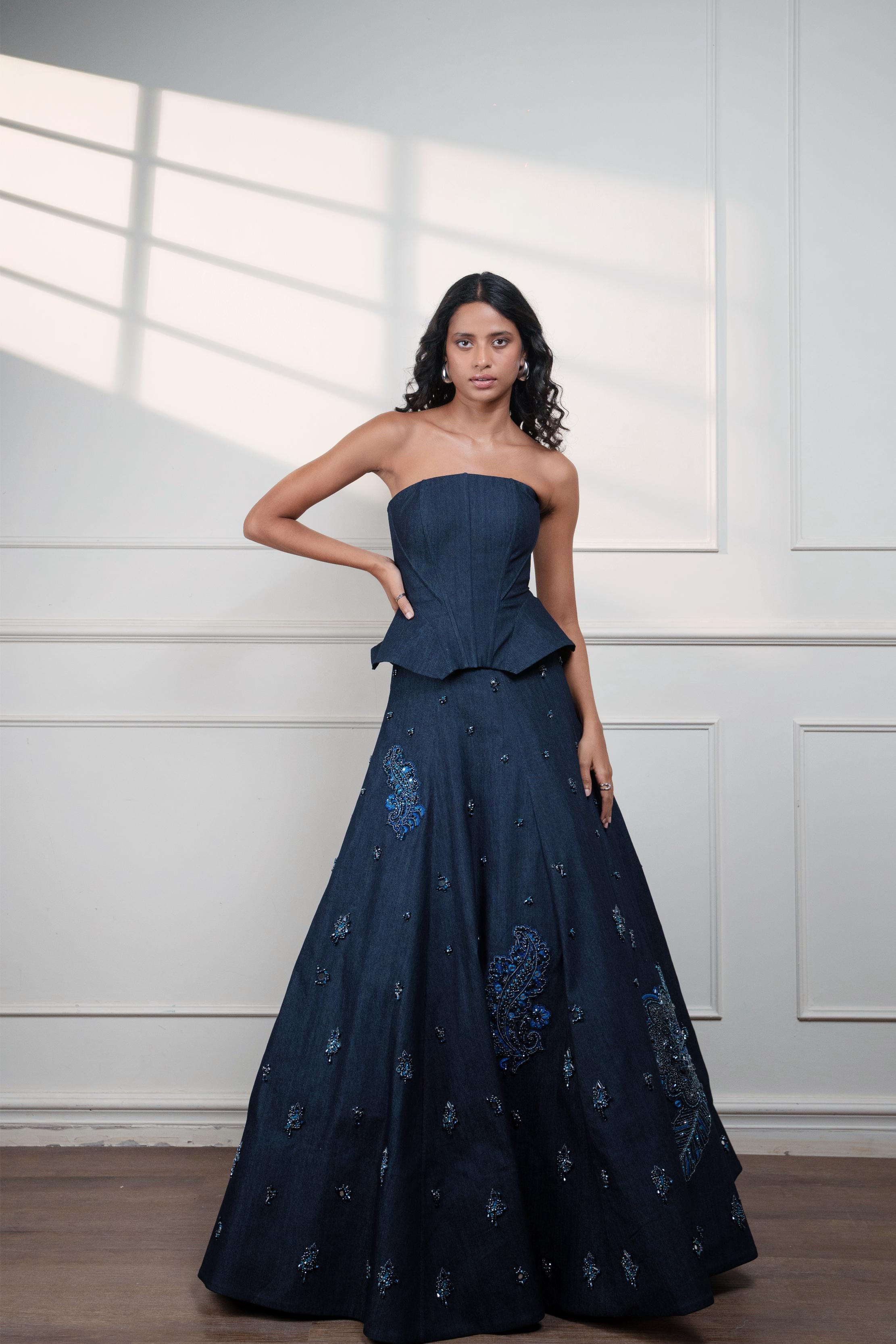 Neel Jashn Corset at Style Junkiie