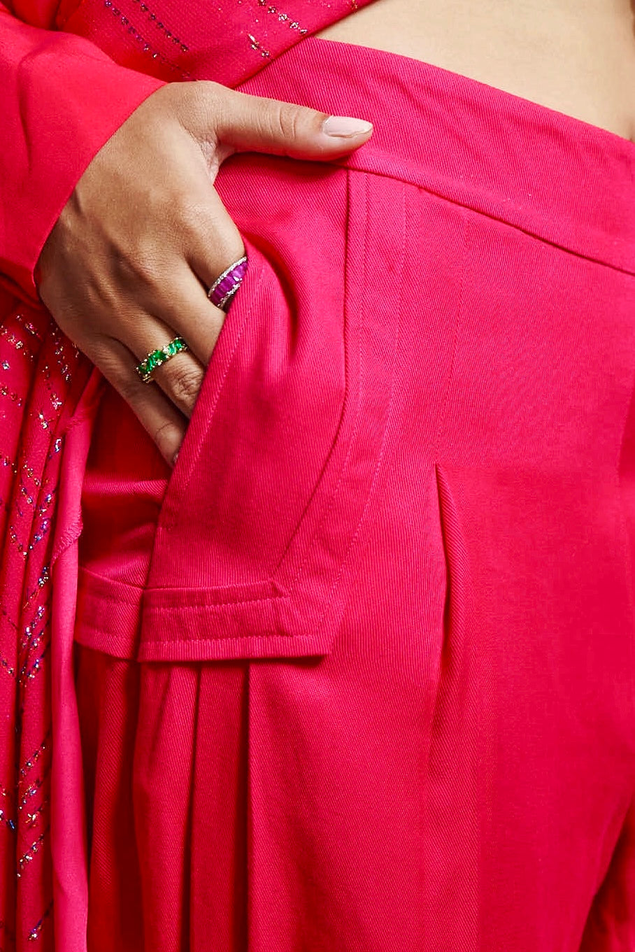 HOT PINK TWILL PLEATED PANTS